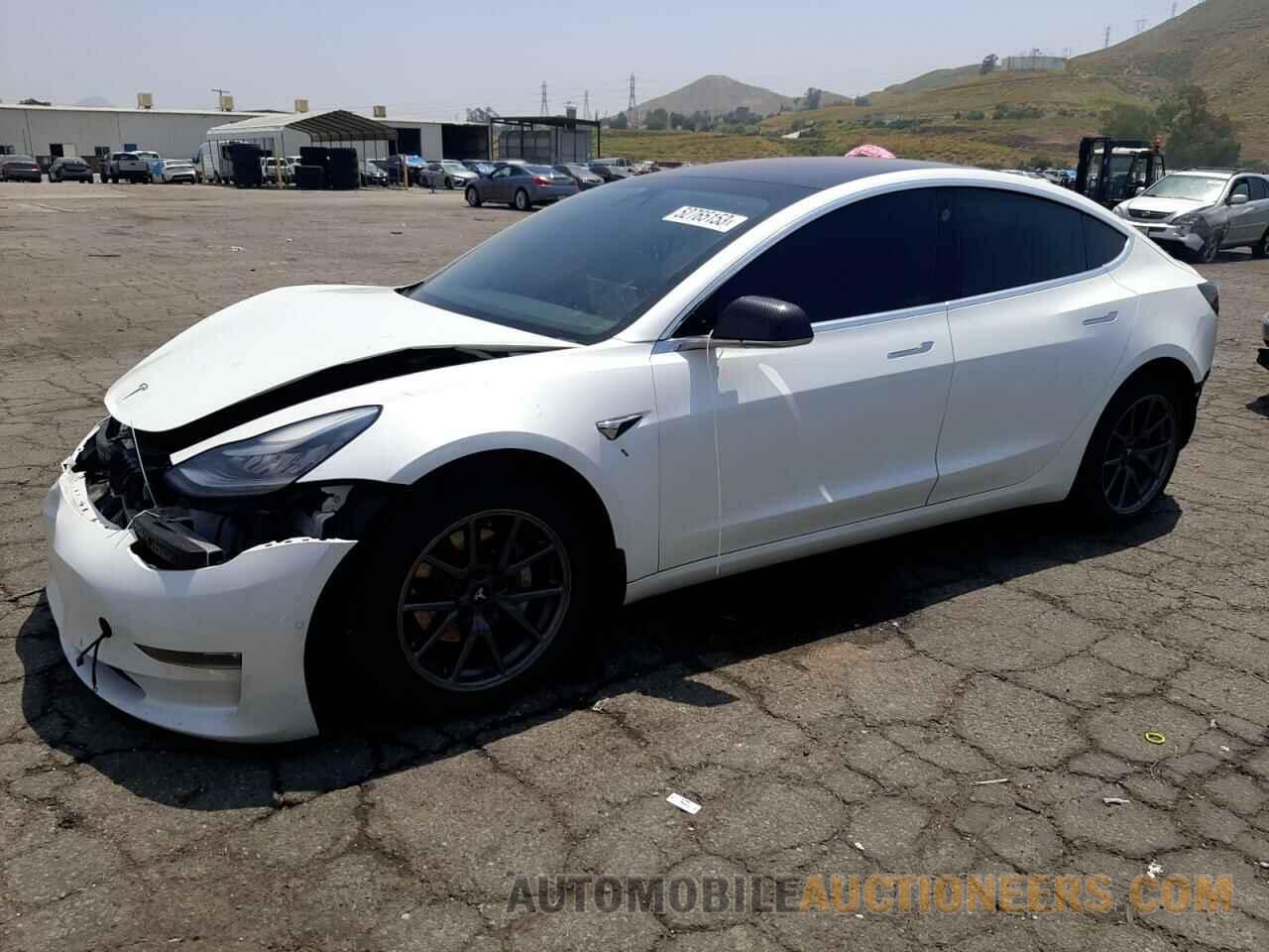 5YJ3E1EA8KF309984 TESLA MODEL 3 2019