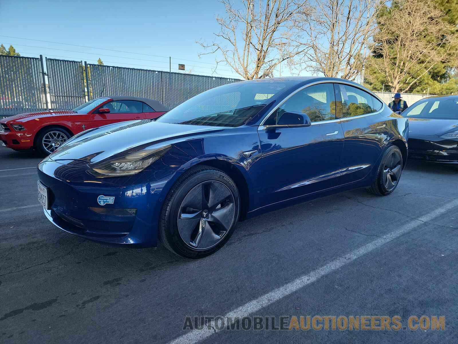 5YJ3E1EA8KF317387 Tesla Model 3 2019