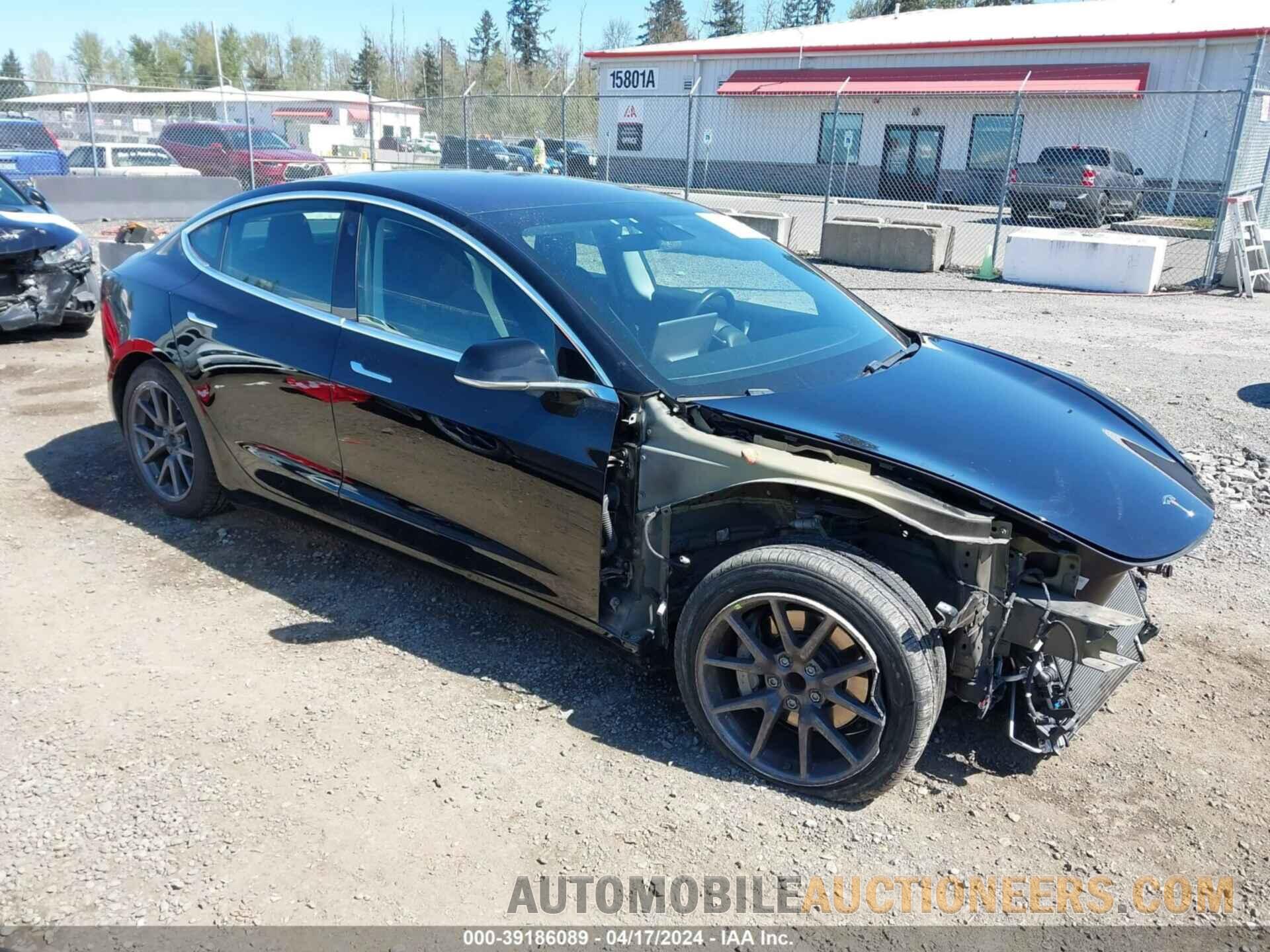 5YJ3E1EA8KF324968 TESLA MODEL 3 2019