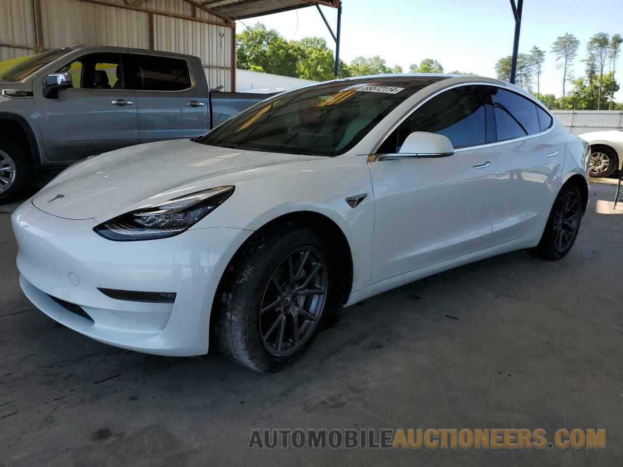 5YJ3E1EA8KF332522 TESLA MODEL 3 2019