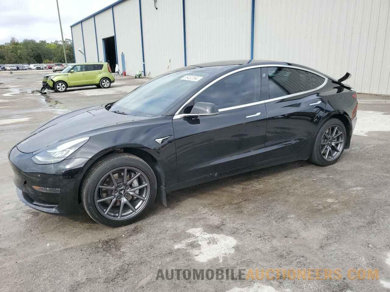 5YJ3E1EA8KF483425 TESLA MODEL 3 2019