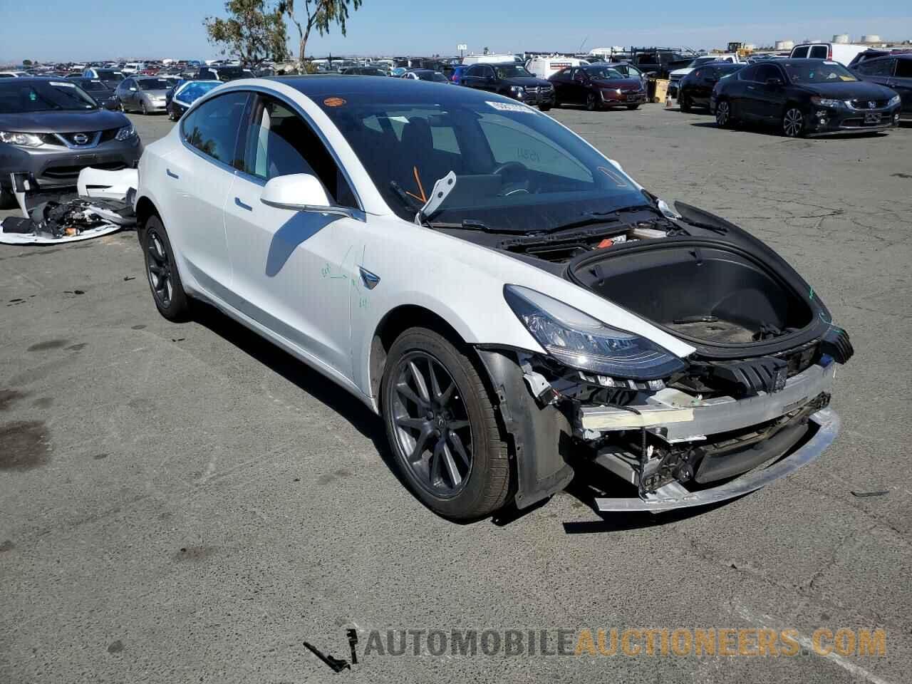 5YJ3E1EA8KF485529 TESLA MODEL 3 2019