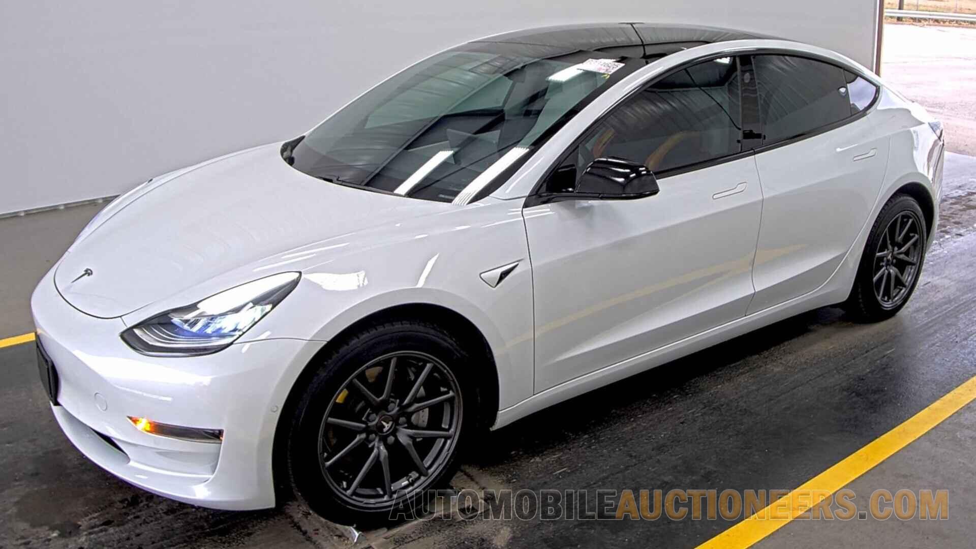 5YJ3E1EA8KF486485 Tesla Model 3 2019