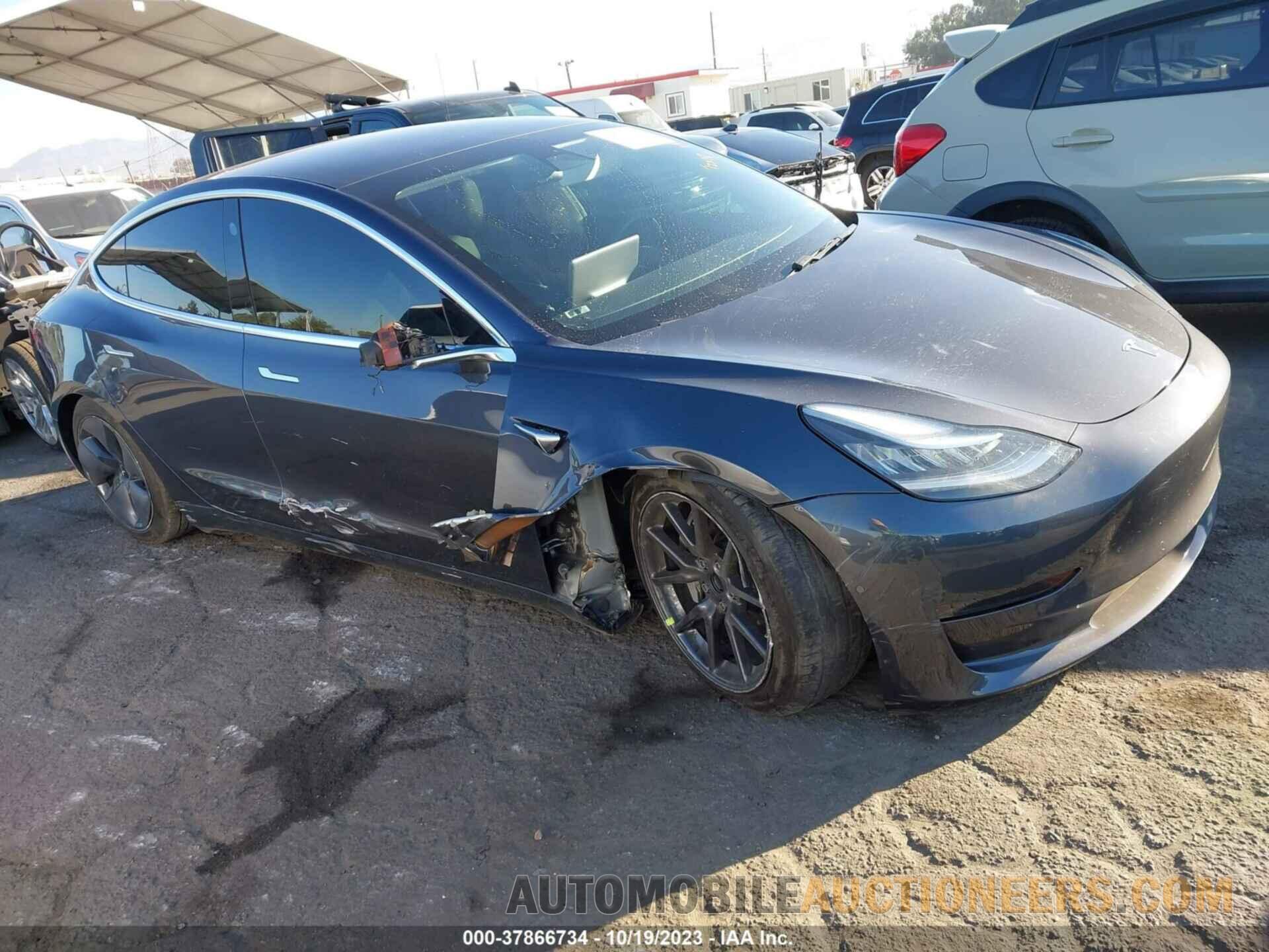 5YJ3E1EA8LF705088 TESLA MODEL 3 2020