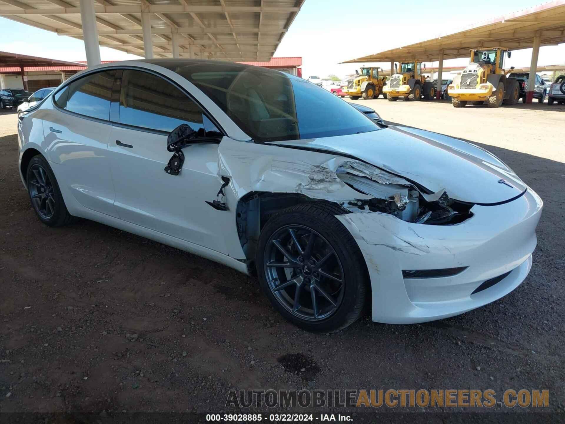 5YJ3E1EA8MF051663 TESLA MODEL 3 2021