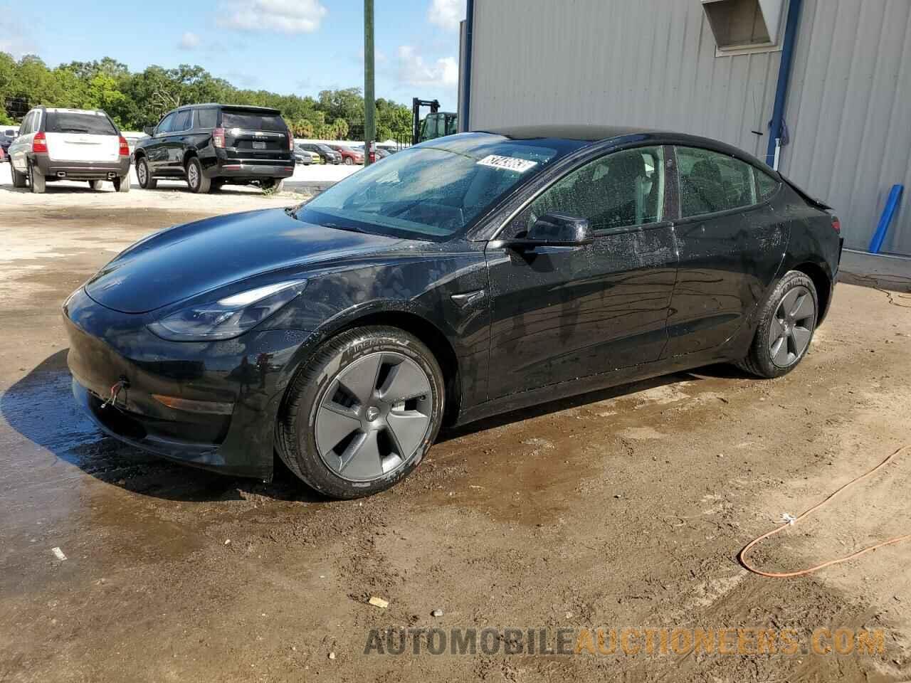 5YJ3E1EA8MF086395 TESLA MODEL 3 2021