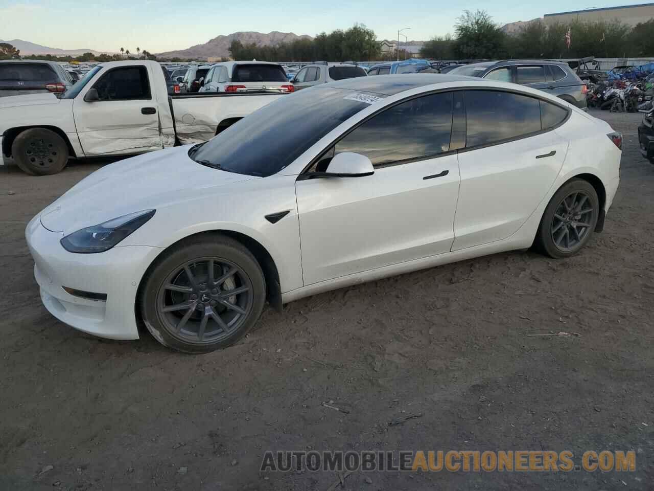 5YJ3E1EA8MF091001 TESLA MODEL 3 2021