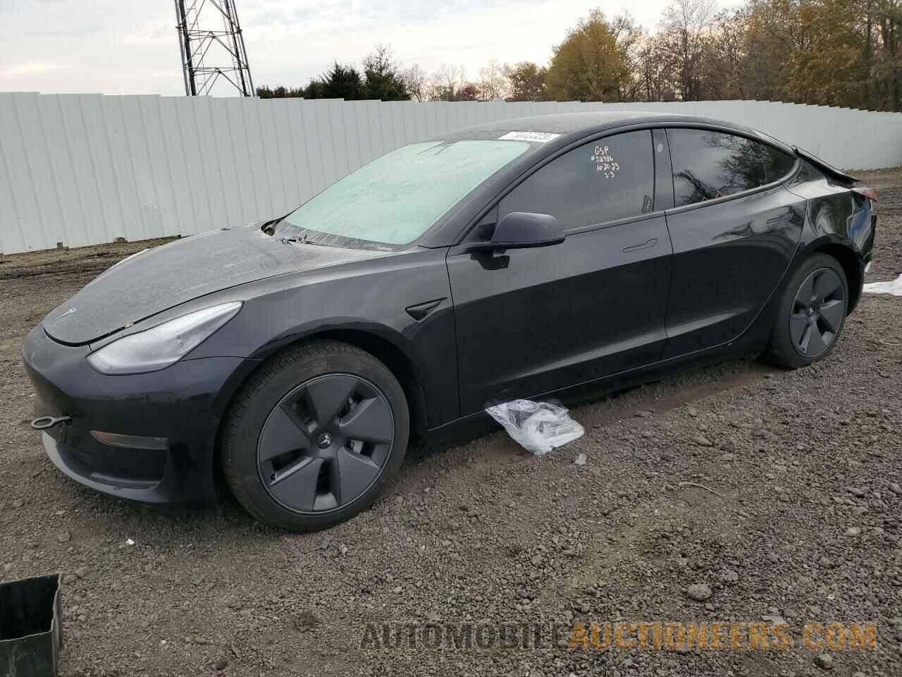 5YJ3E1EA8MF851136 TESLA MODEL 3 2021