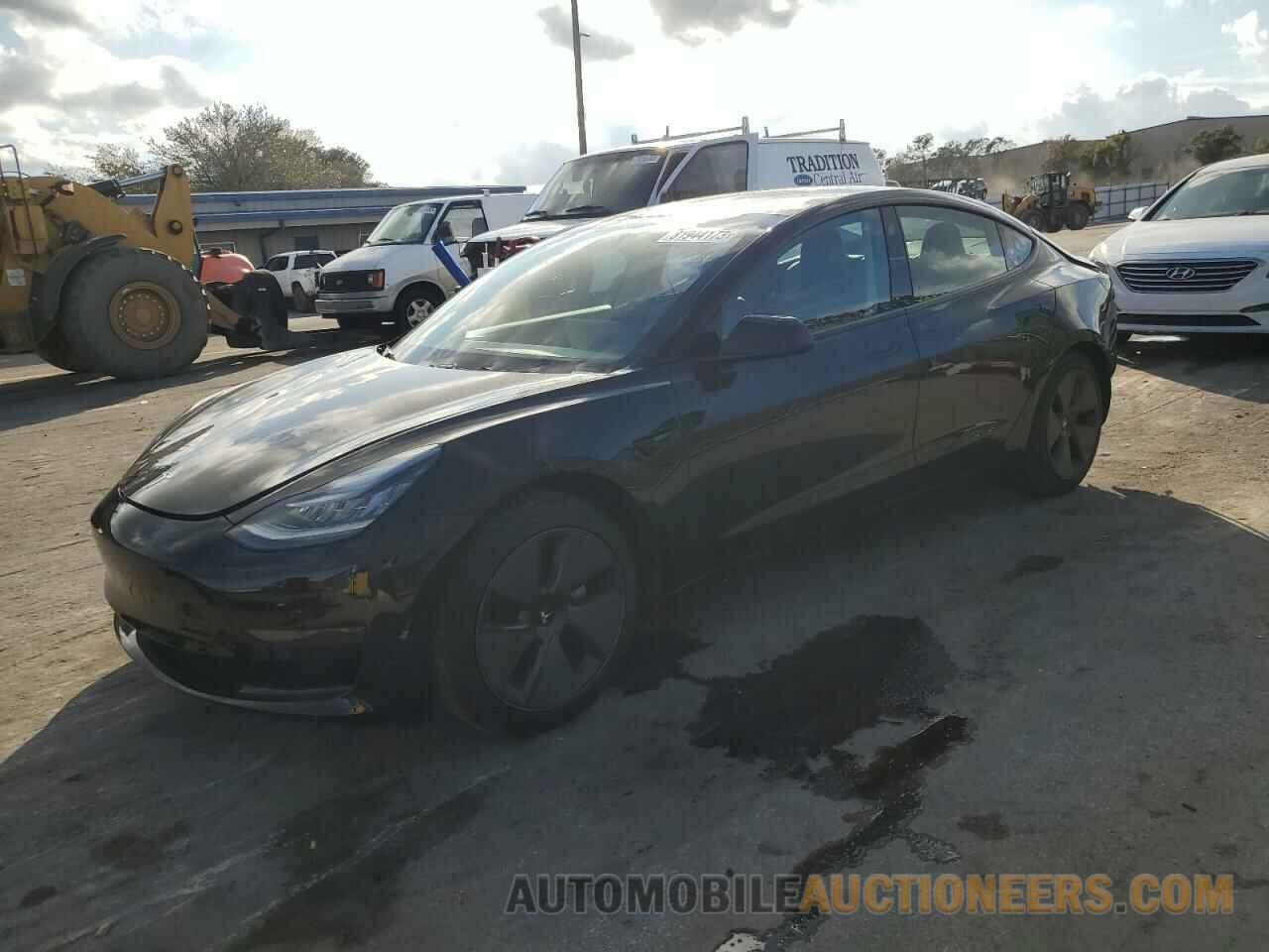 5YJ3E1EA8MF853453 TESLA MODEL 3 2021