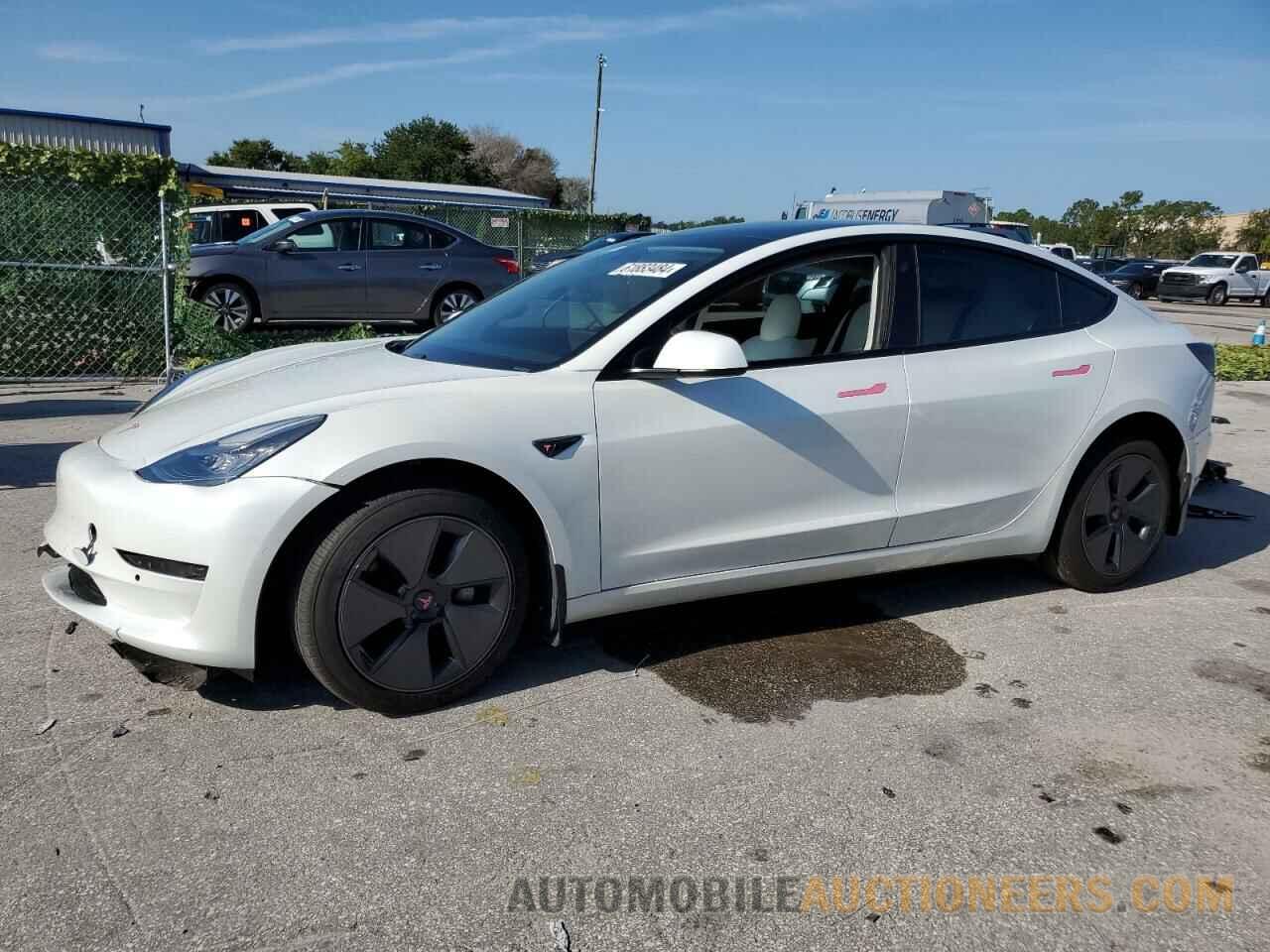 5YJ3E1EA8MF857163 TESLA MODEL 3 2021