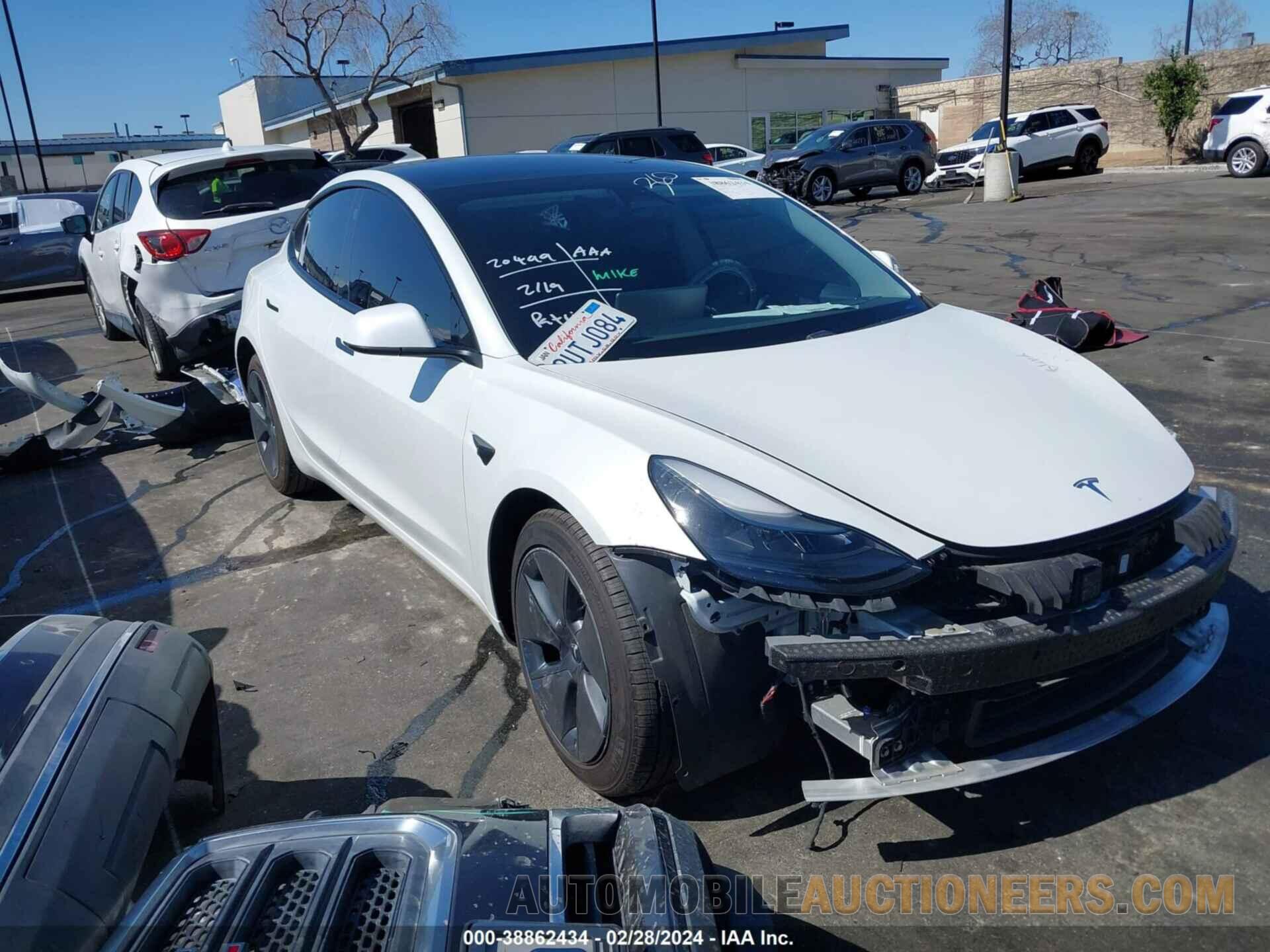 5YJ3E1EA8MF878739 TESLA MODEL 3 2021