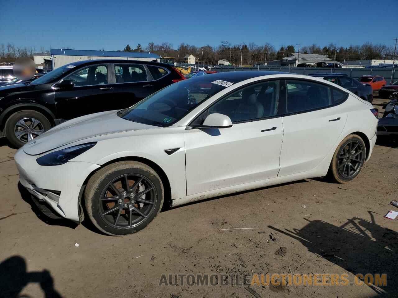 5YJ3E1EA8MF923212 TESLA MODEL 3 2021