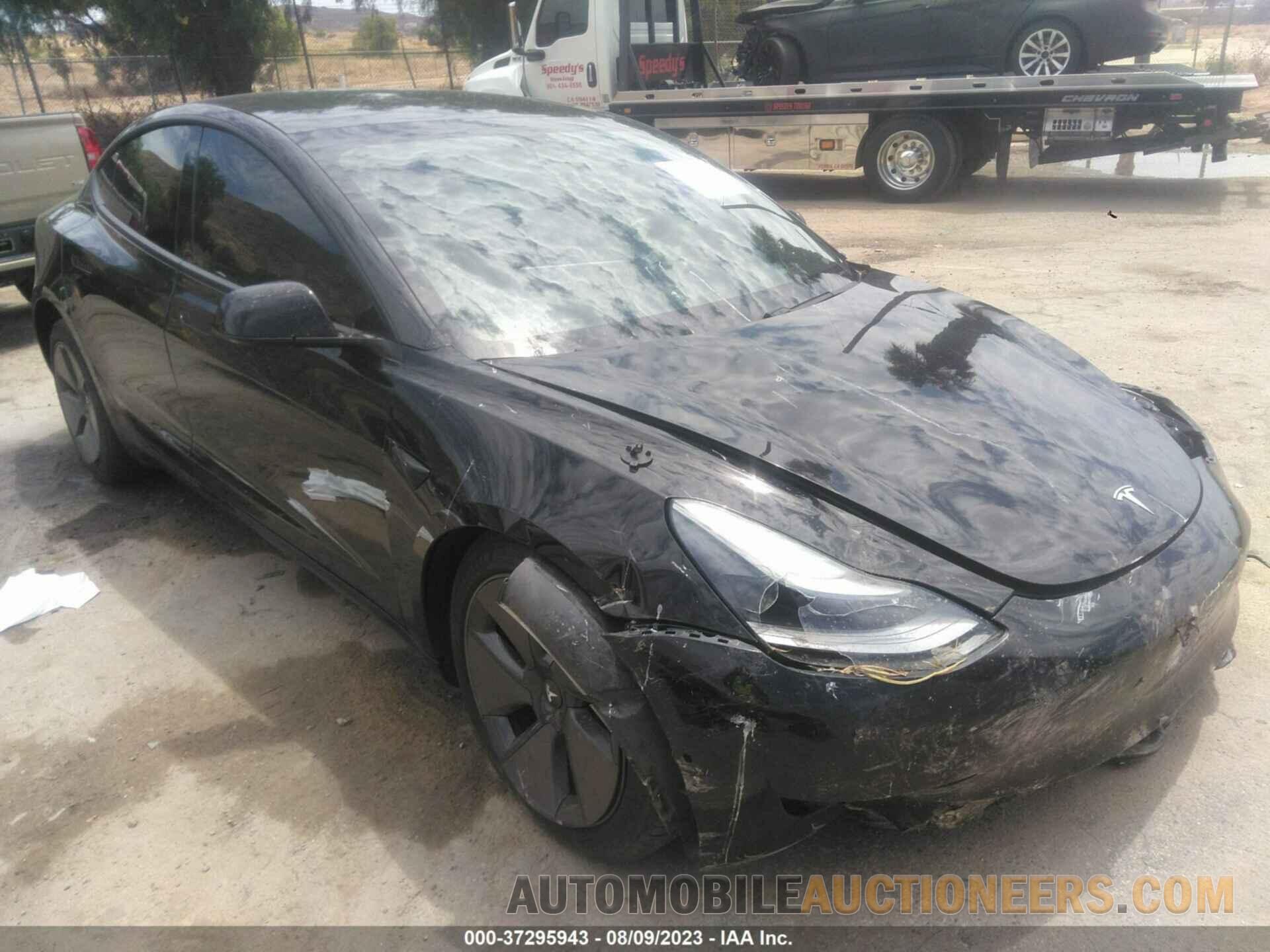 5YJ3E1EA8MF939216 TESLA MODEL 3 2021