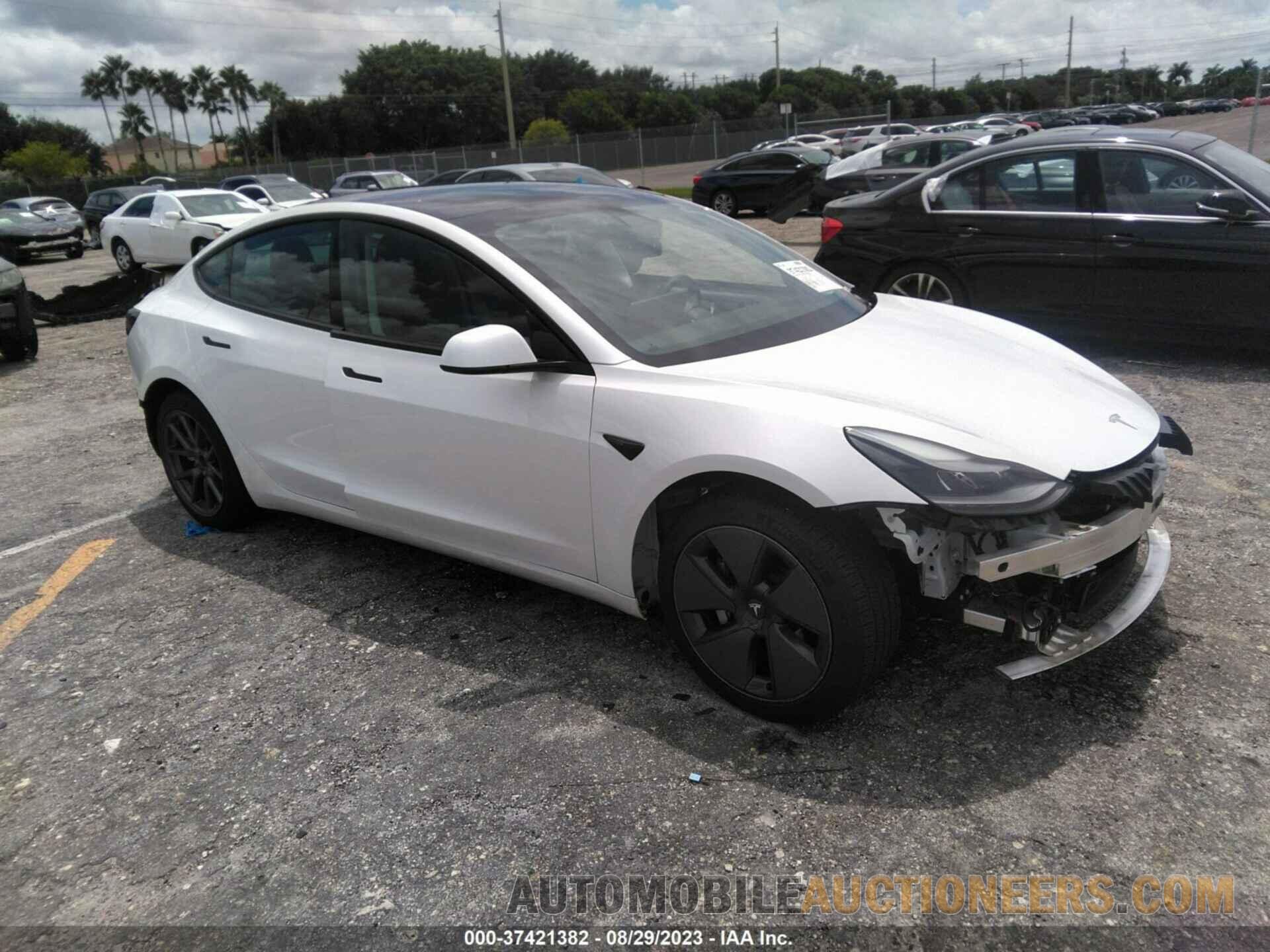 5YJ3E1EA8MF977108 TESLA MODEL 3 2021