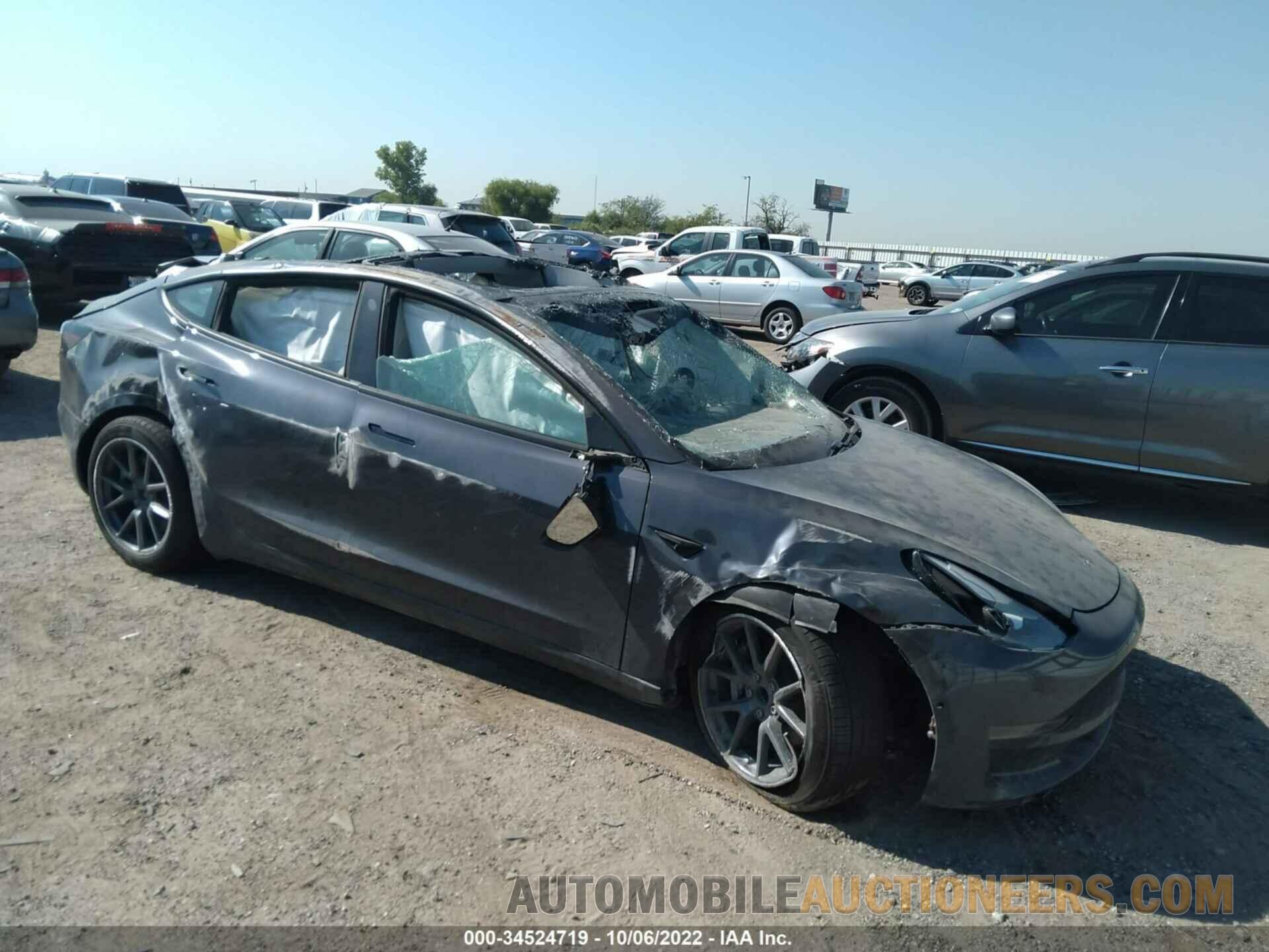 5YJ3E1EA8MF996242 TESLA MODEL 3 2021