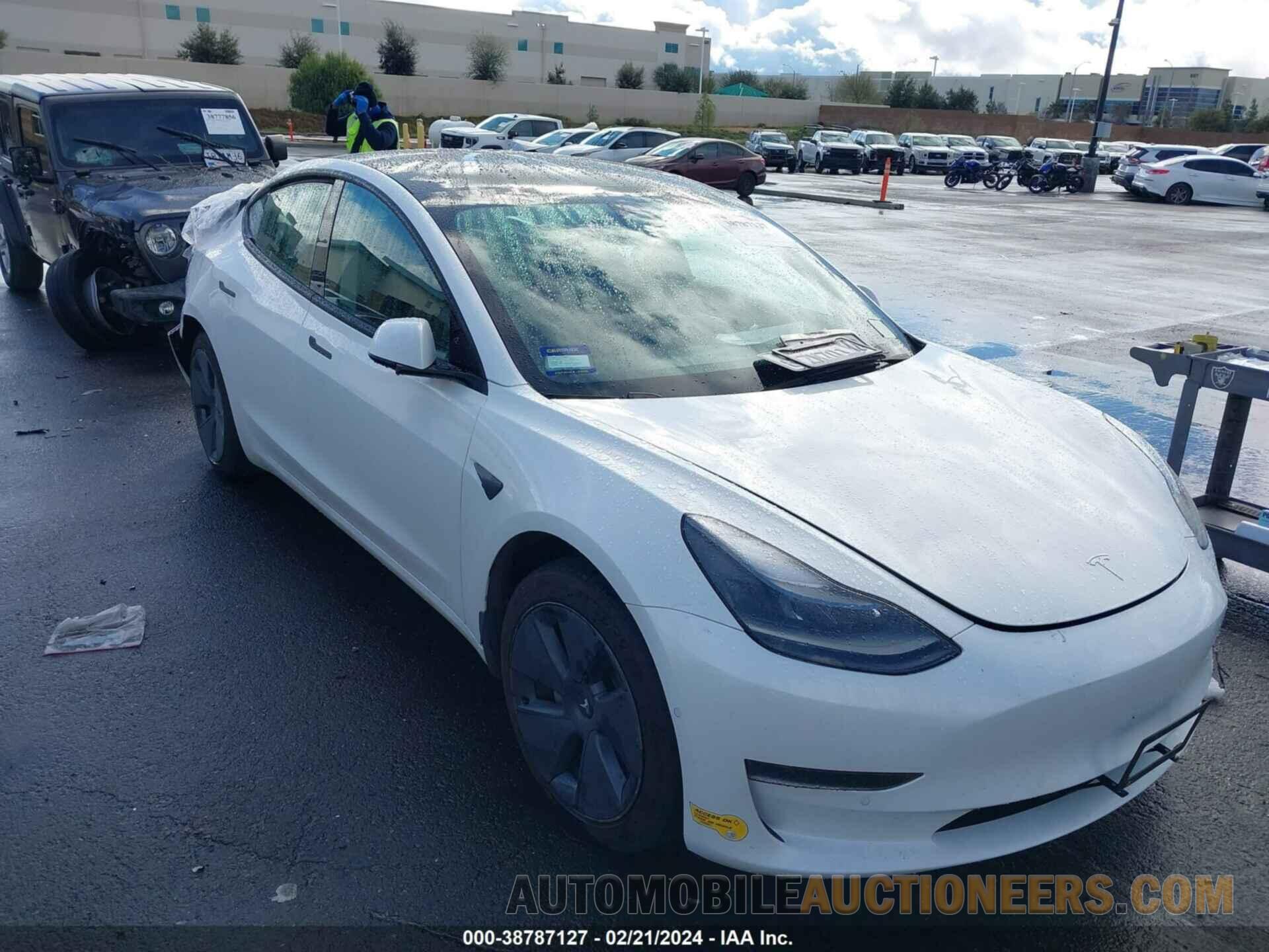 5YJ3E1EA8NF112334 TESLA MODEL 3 2022