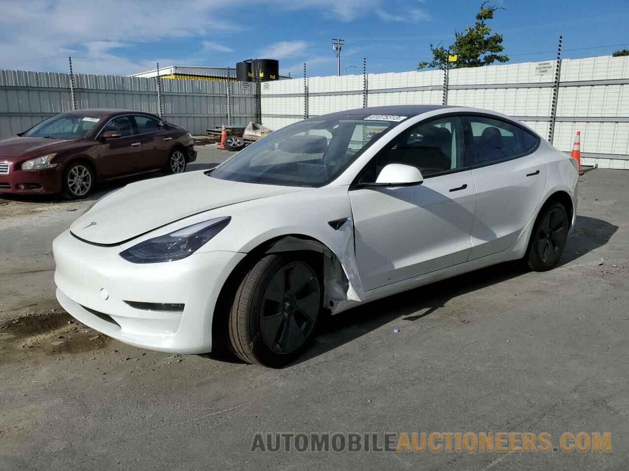 5YJ3E1EA8NF128193 TESLA MODEL 3 2022