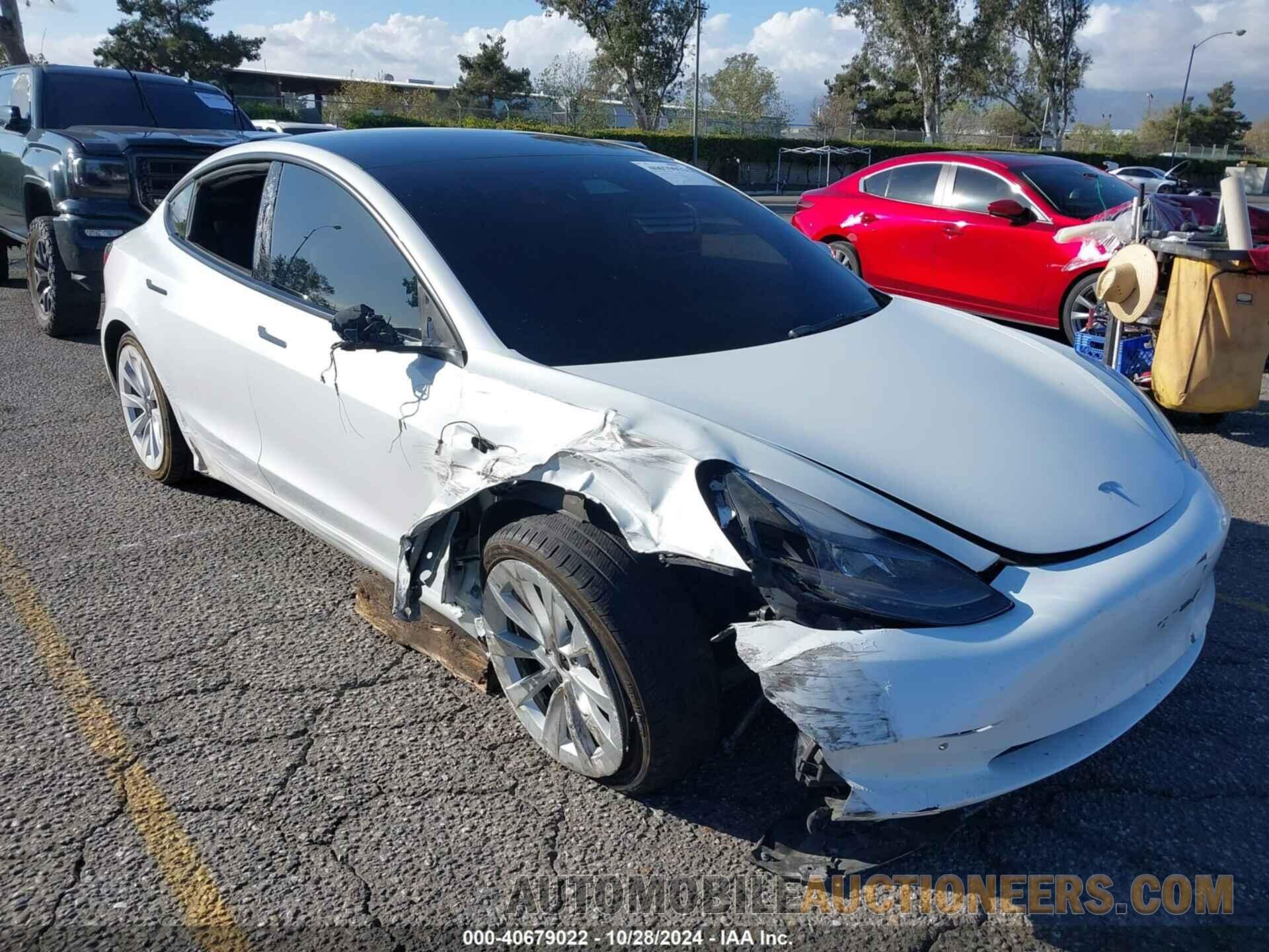 5YJ3E1EA8NF144569 TESLA MODEL 3 2022