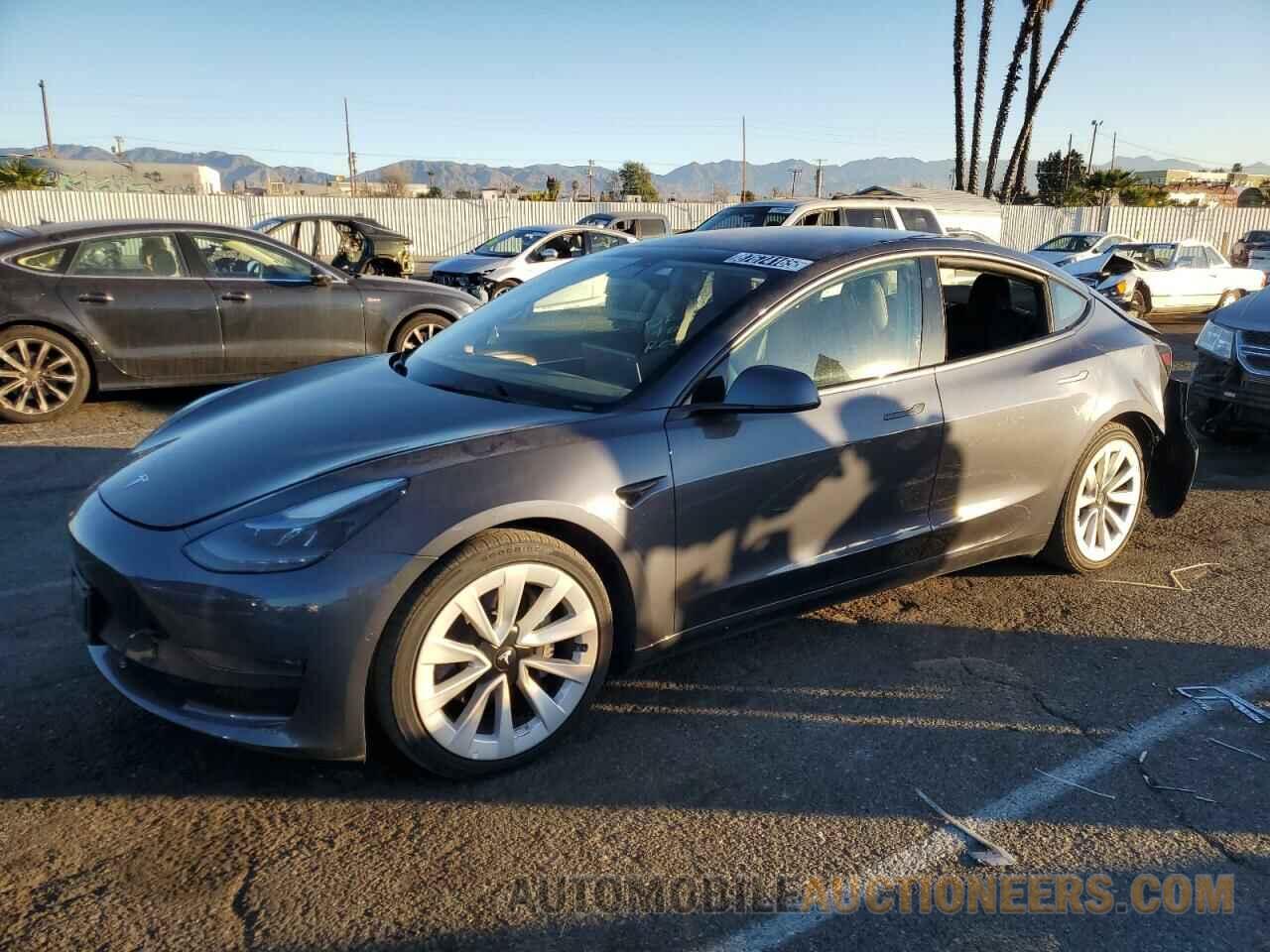 5YJ3E1EA8NF184876 TESLA MODEL 3 2022