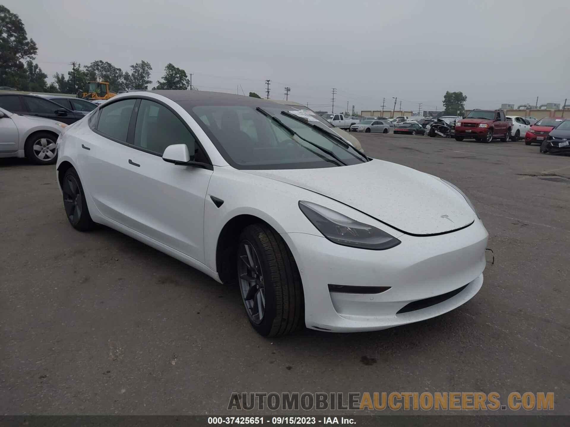 5YJ3E1EA8NF236958 TESLA MODEL 3 2022