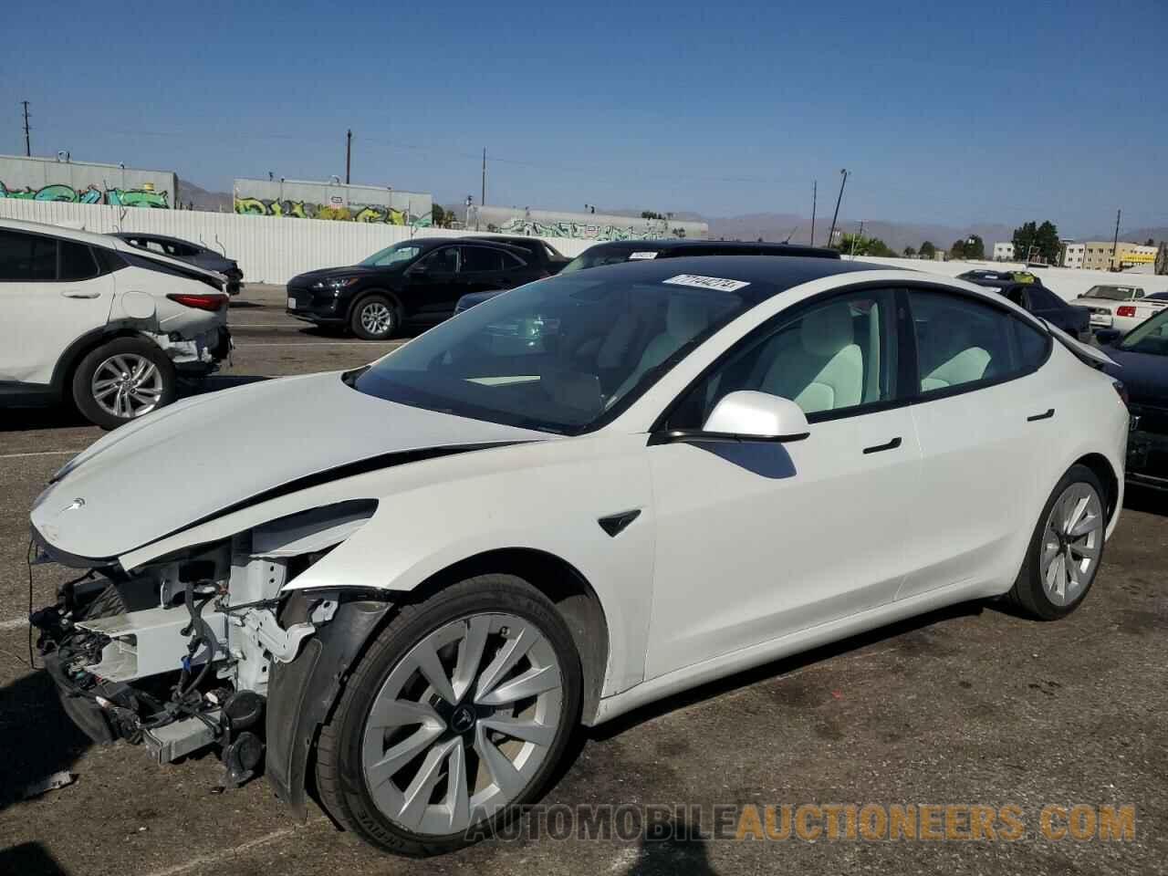 5YJ3E1EA8NF244929 TESLA MODEL 3 2022