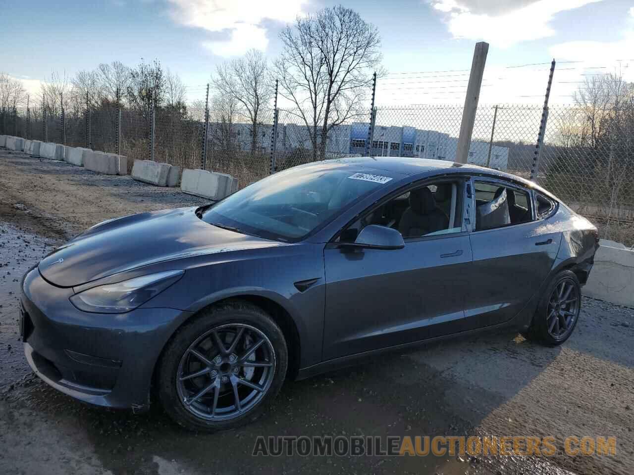 5YJ3E1EA8NF286615 TESLA MODEL 3 2022