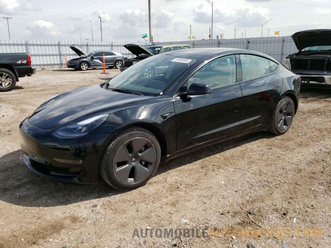 5YJ3E1EA8NF290843 TESLA MODEL 3 2022