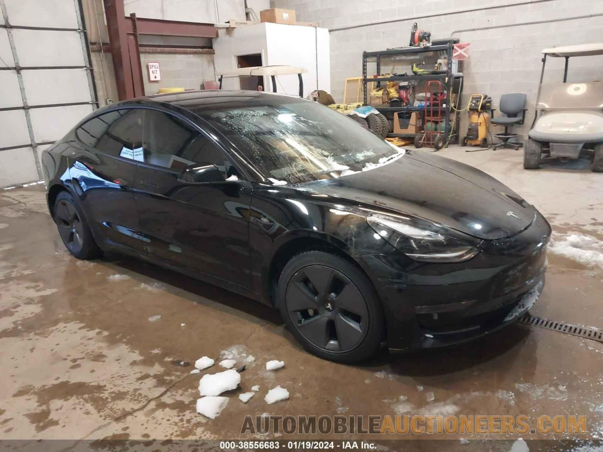 5YJ3E1EA8NF345937 TESLA MODEL 3 2022