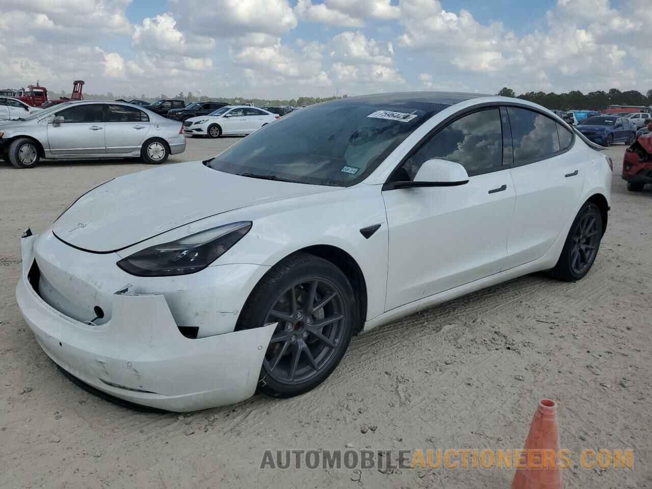 5YJ3E1EA8NF348918 TESLA MODEL 3 2022