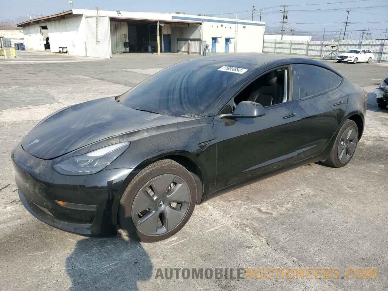 5YJ3E1EA8NF358073 TESLA MODEL 3 2022