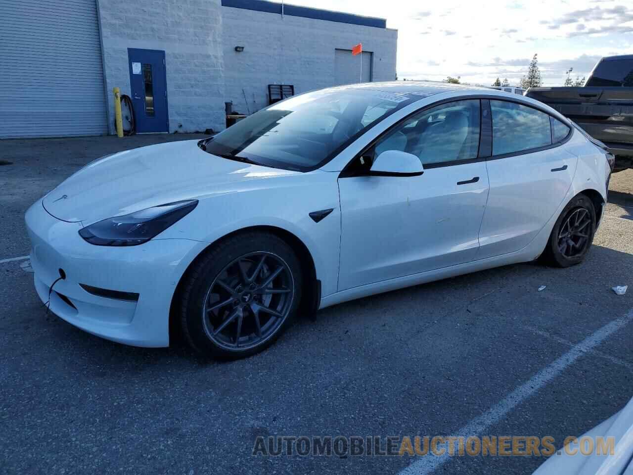 5YJ3E1EA8NF358302 TESLA MODEL 3 2022