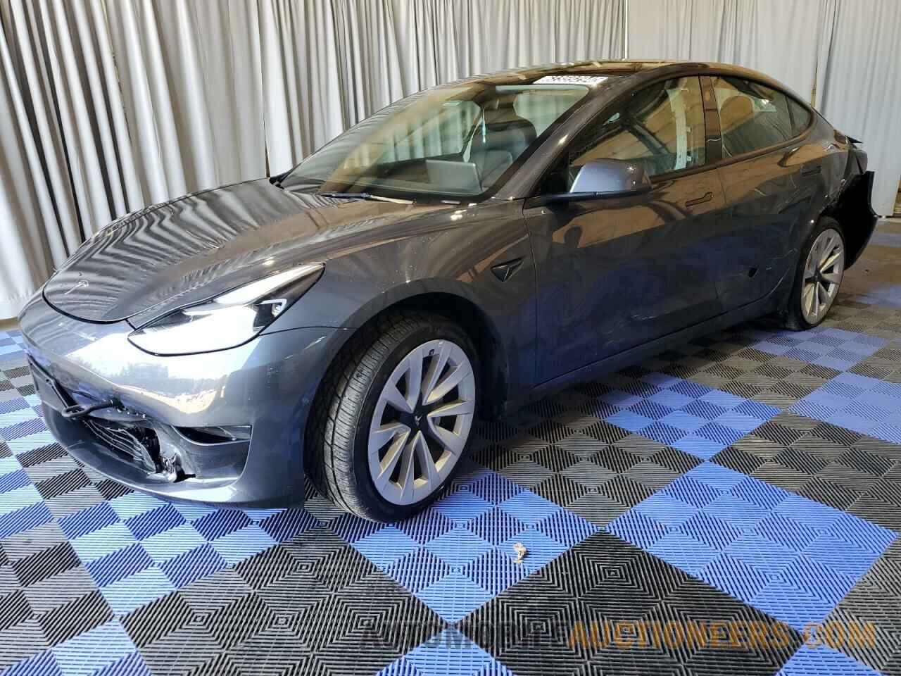 5YJ3E1EA8NF368828 TESLA MODEL 3 2022