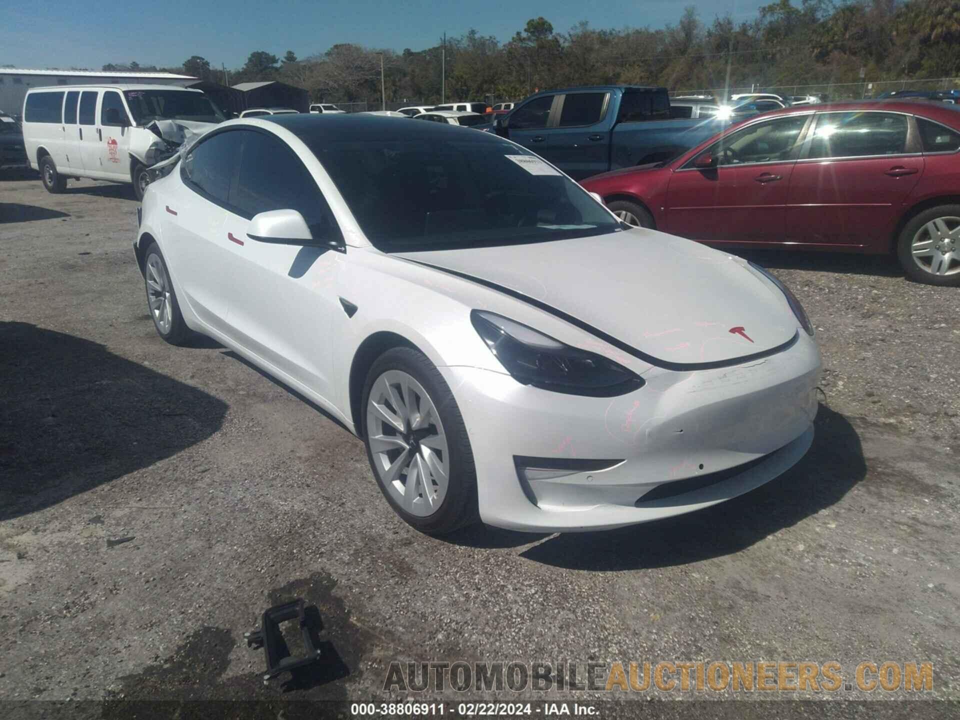 5YJ3E1EA8NF373818 TESLA MODEL 3 2022