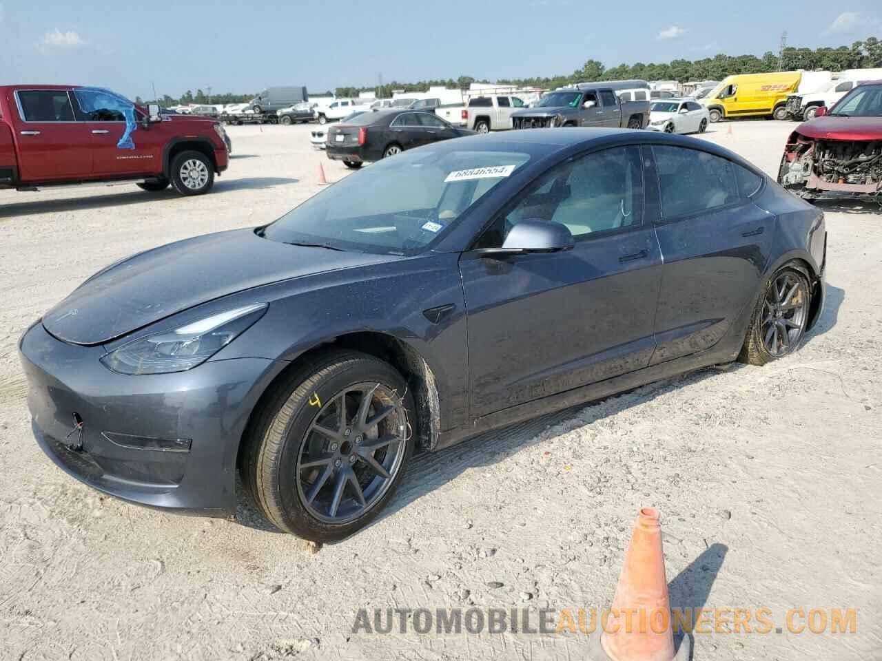 5YJ3E1EA8PF426004 TESLA MODEL 3 2023