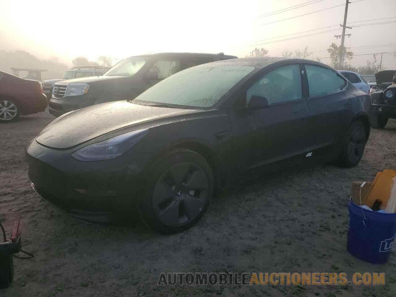 5YJ3E1EA8PF680652 TESLA MODEL 3 2023