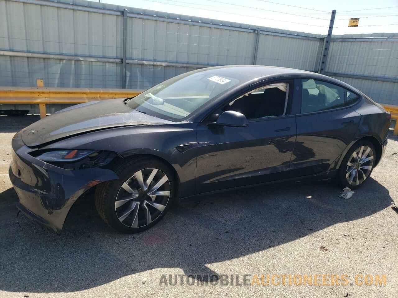 5YJ3E1EA8RF743008 TESLA MODEL 3 2024