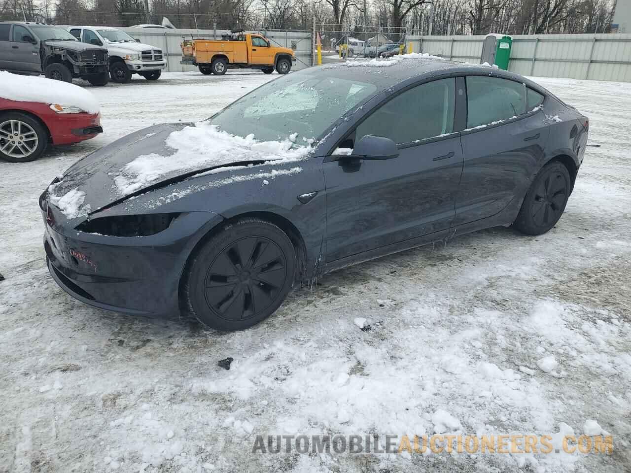 5YJ3E1EA8RF747771 TESLA MODEL 3 2024