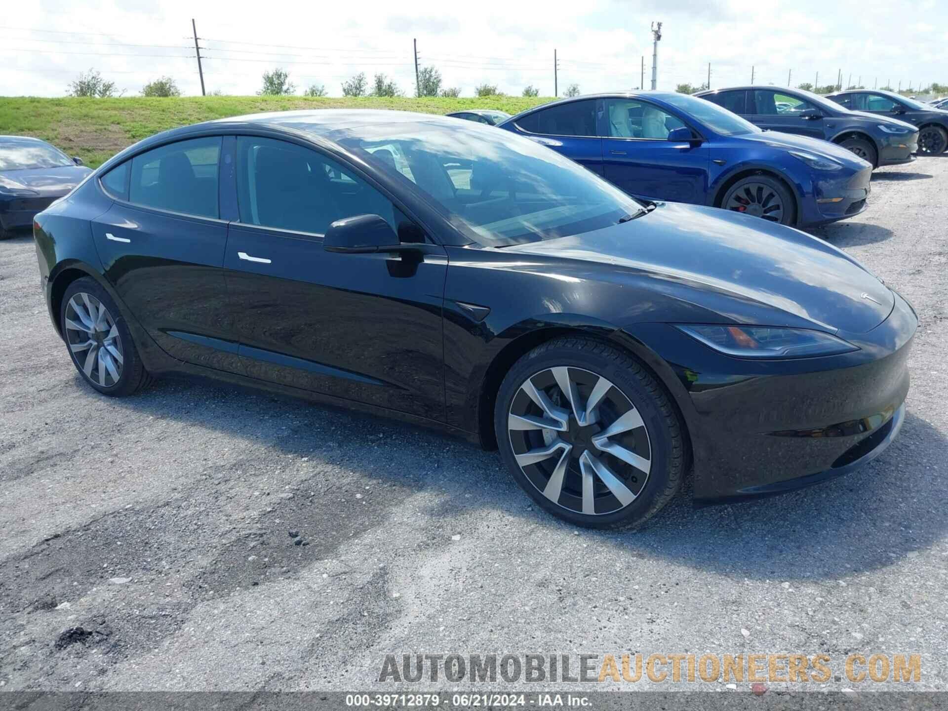 5YJ3E1EA8RF752386 TESLA MODEL 3 2024