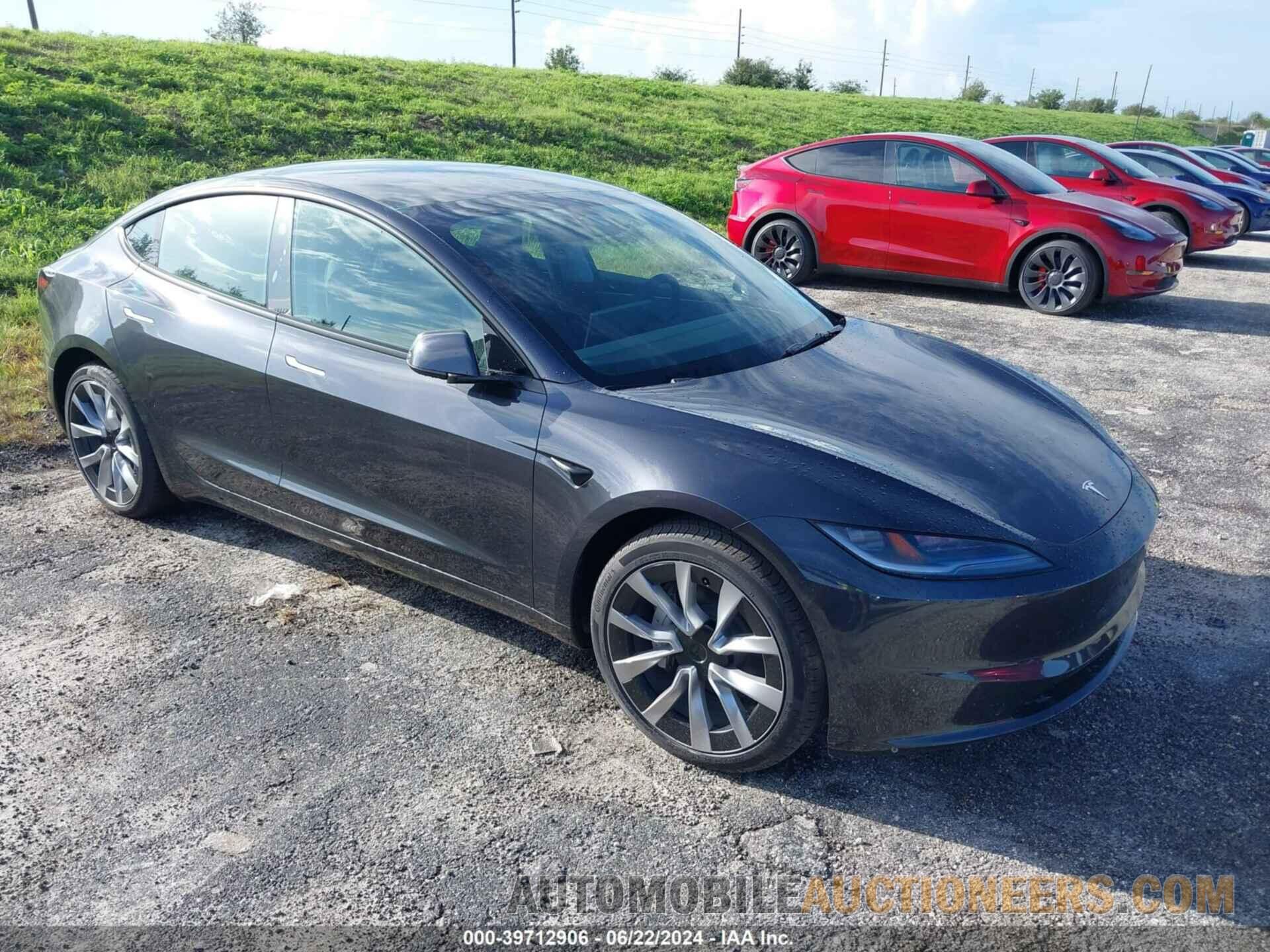 5YJ3E1EA8RF752601 TESLA MODEL 3 2024