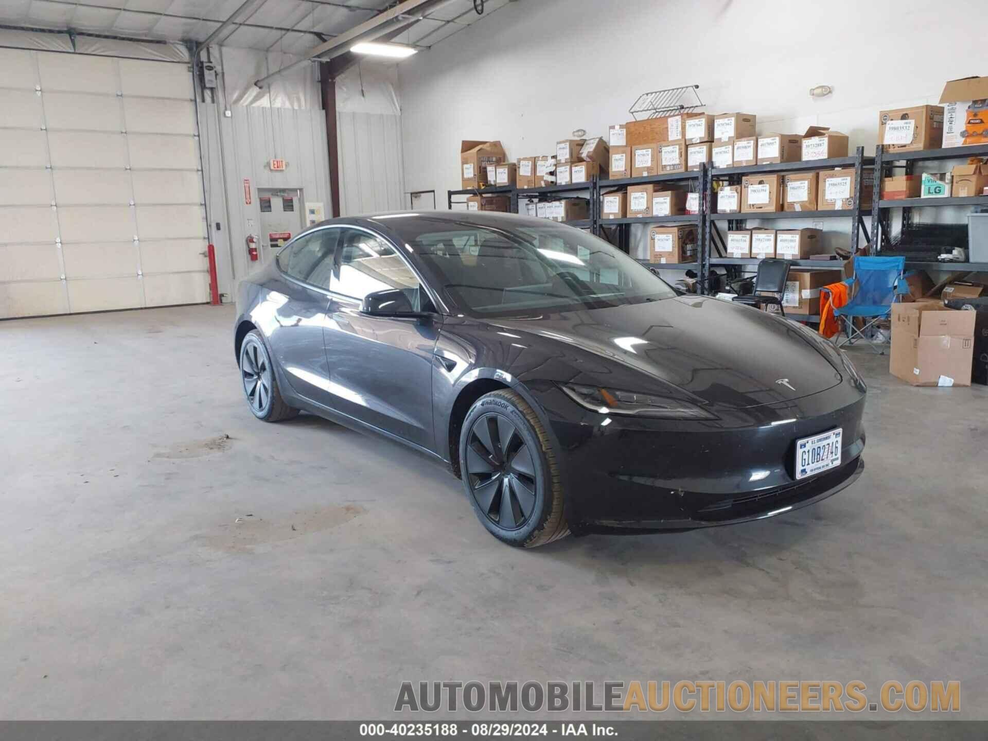 5YJ3E1EA8RF820878 TESLA MODEL 3 2024