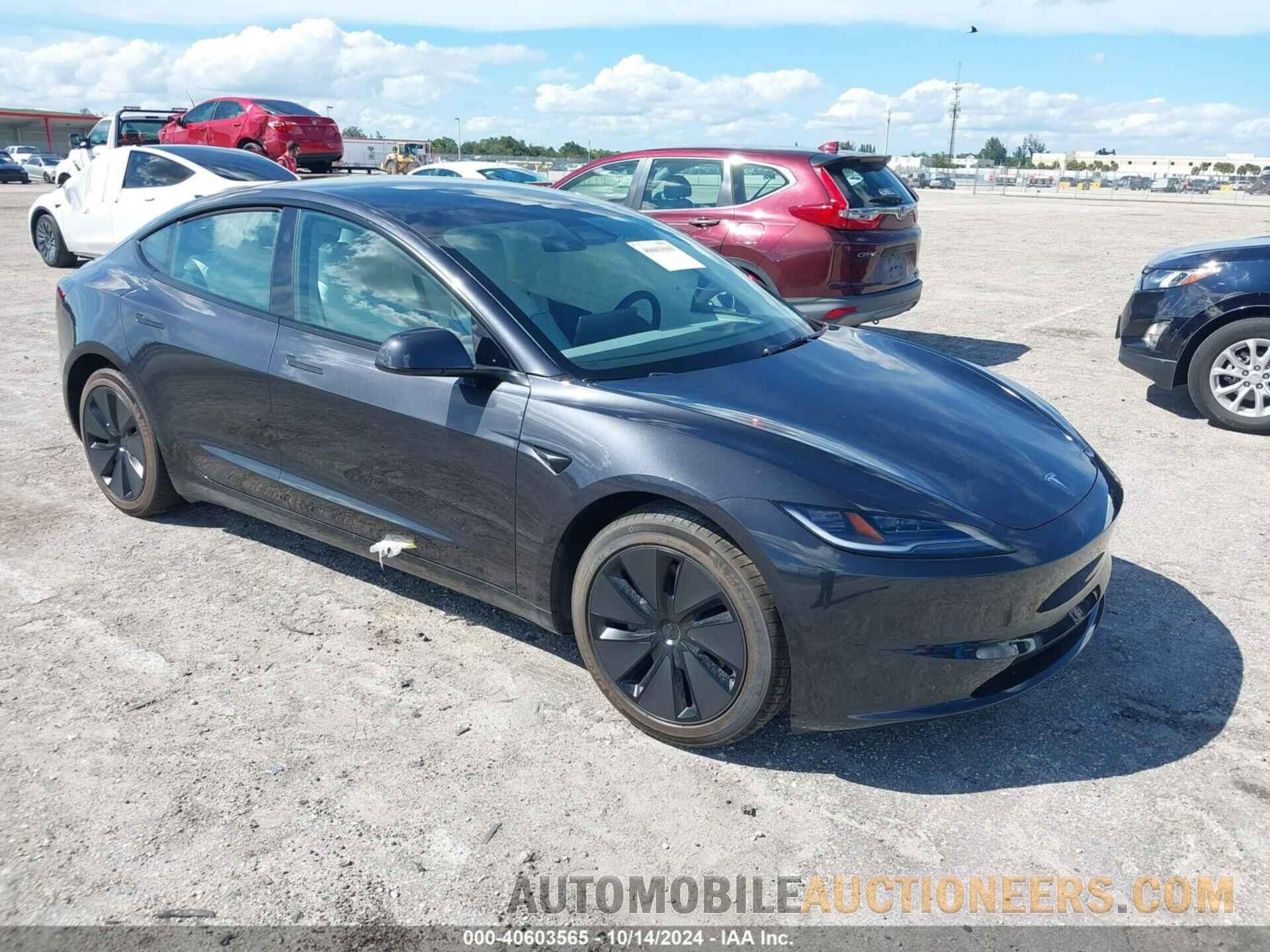 5YJ3E1EA8RF833176 TESLA MODEL 3 2024