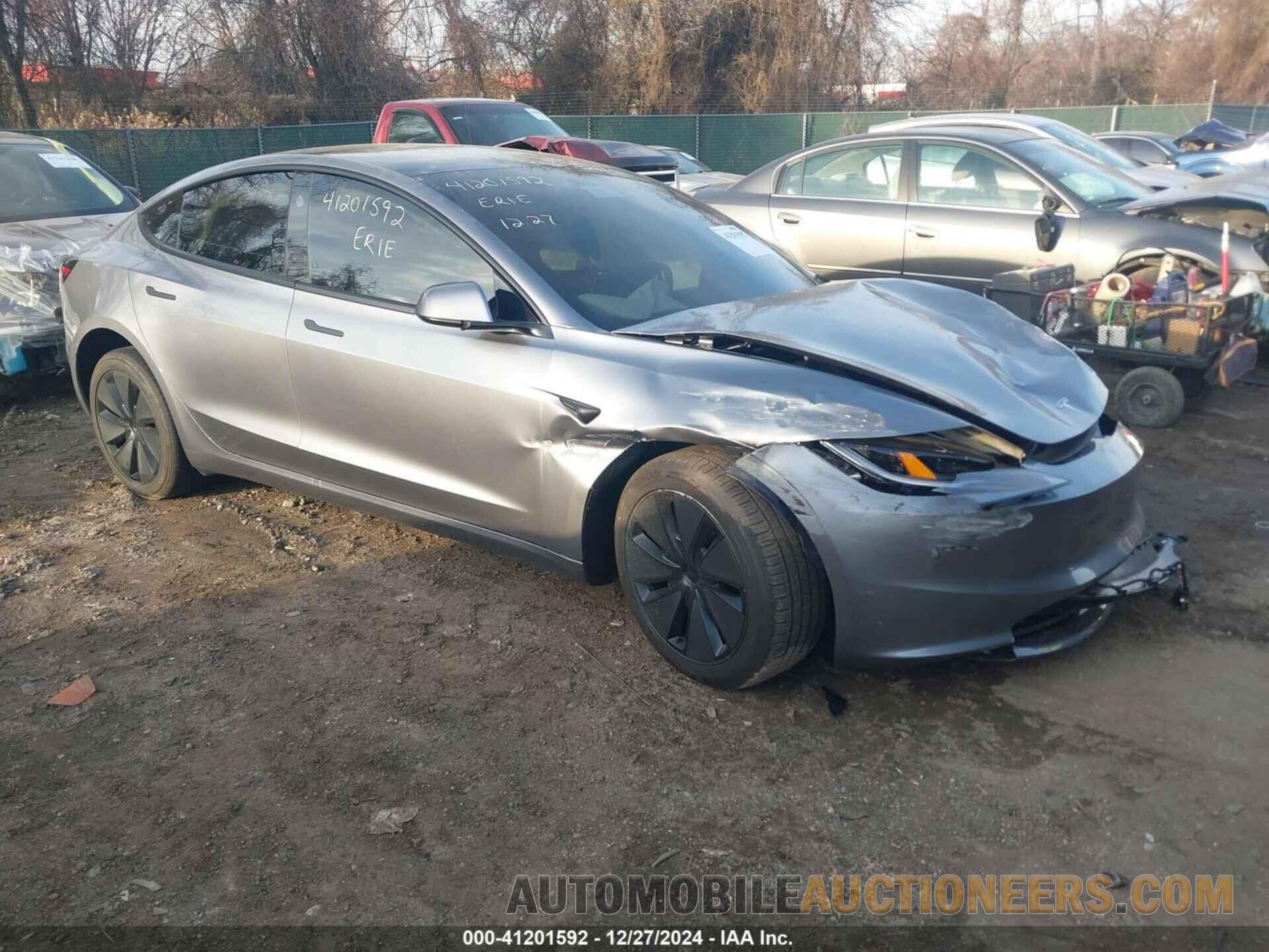 5YJ3E1EA8RF869143 TESLA MODEL 3 2024