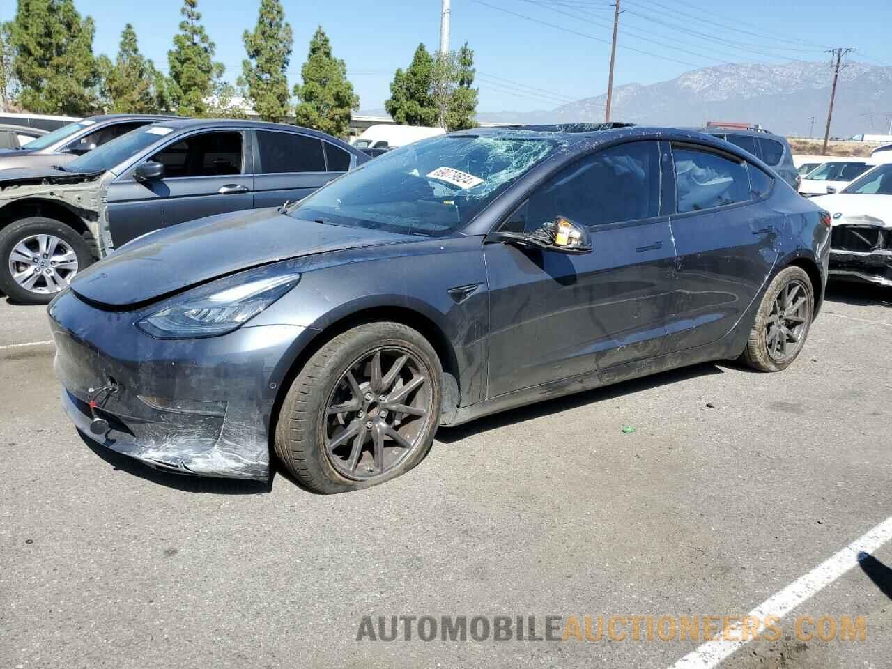 5YJ3E1EA9JF005044 TESLA MODEL 3 2018