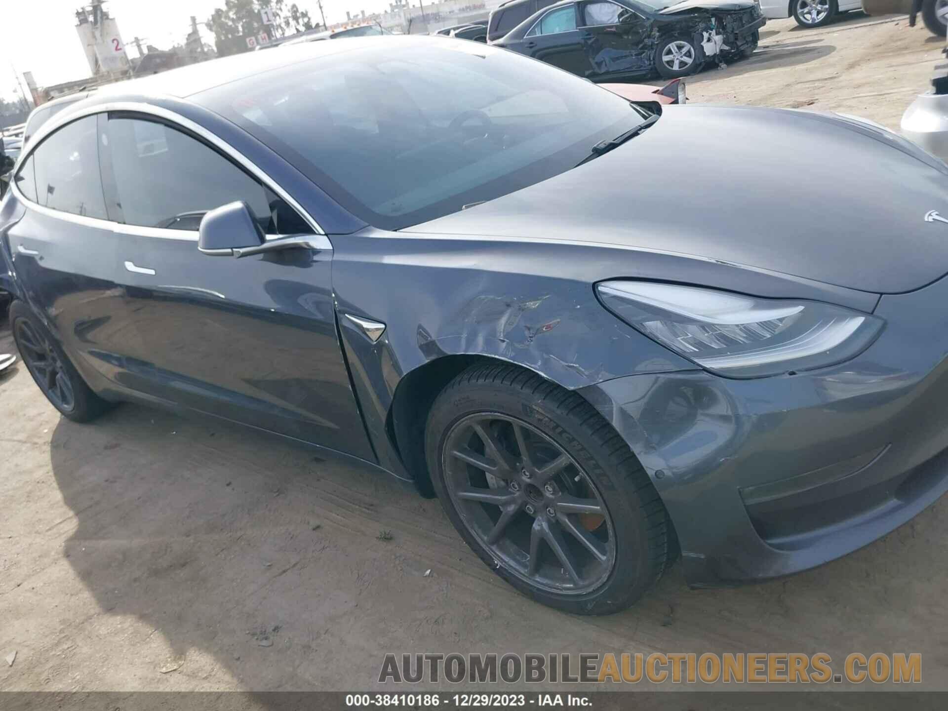 5YJ3E1EA9JF008591 TESLA MODEL 3 2018