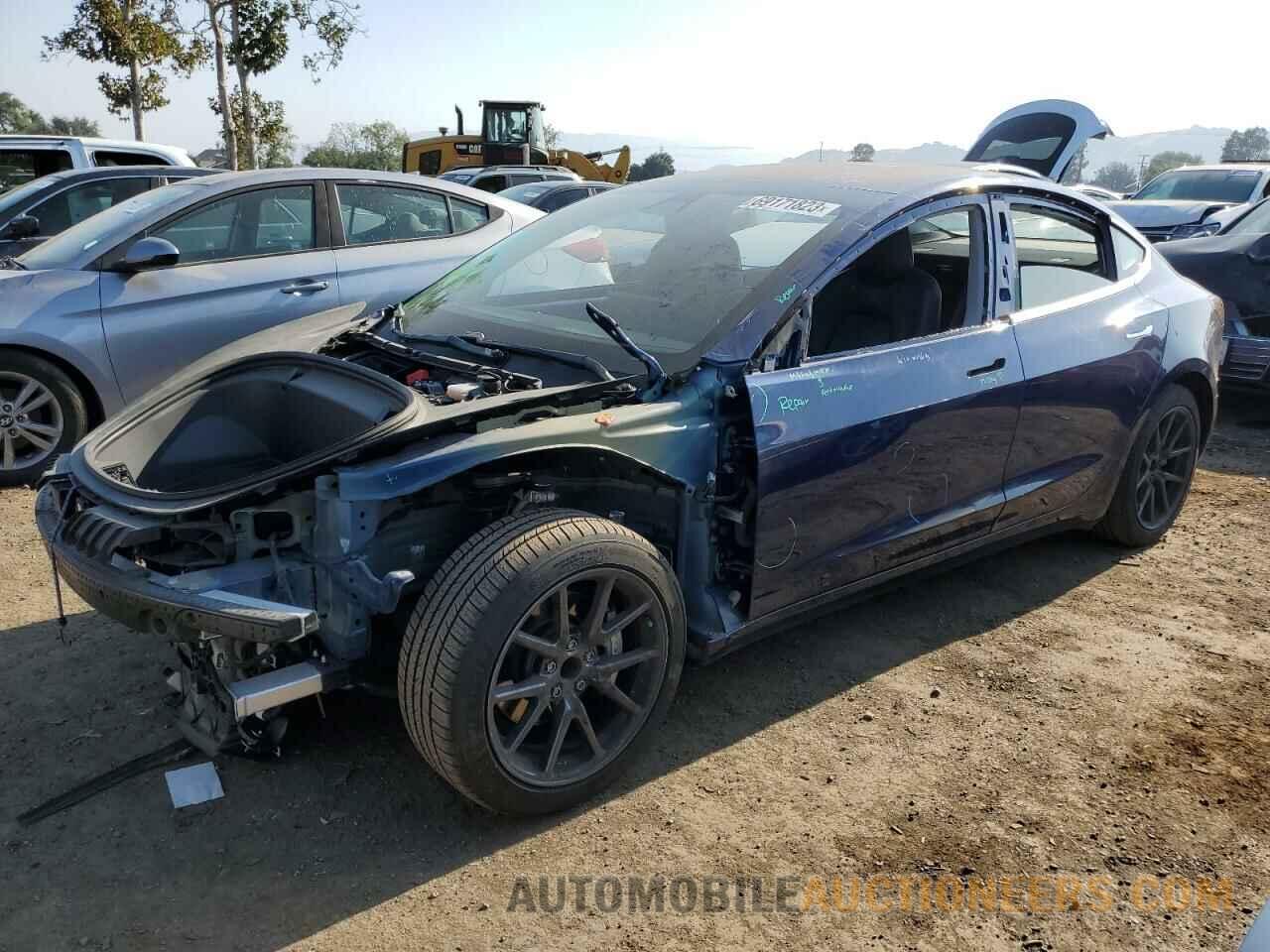 5YJ3E1EA9JF009000 TESLA MODEL 3 2018