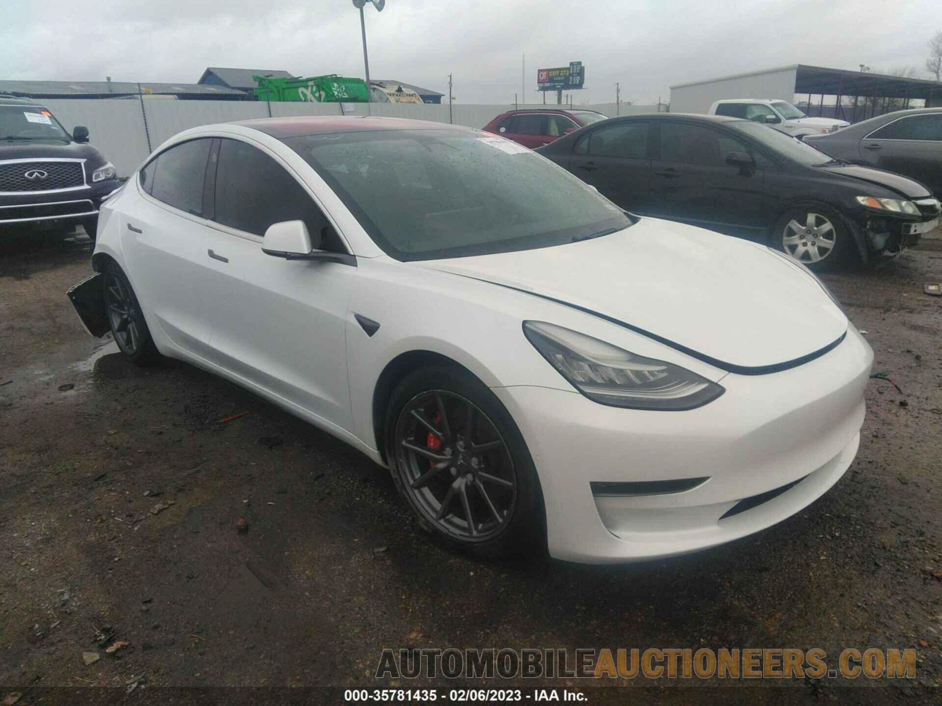 5YJ3E1EA9JF011880 TESLA MODEL 3 2018