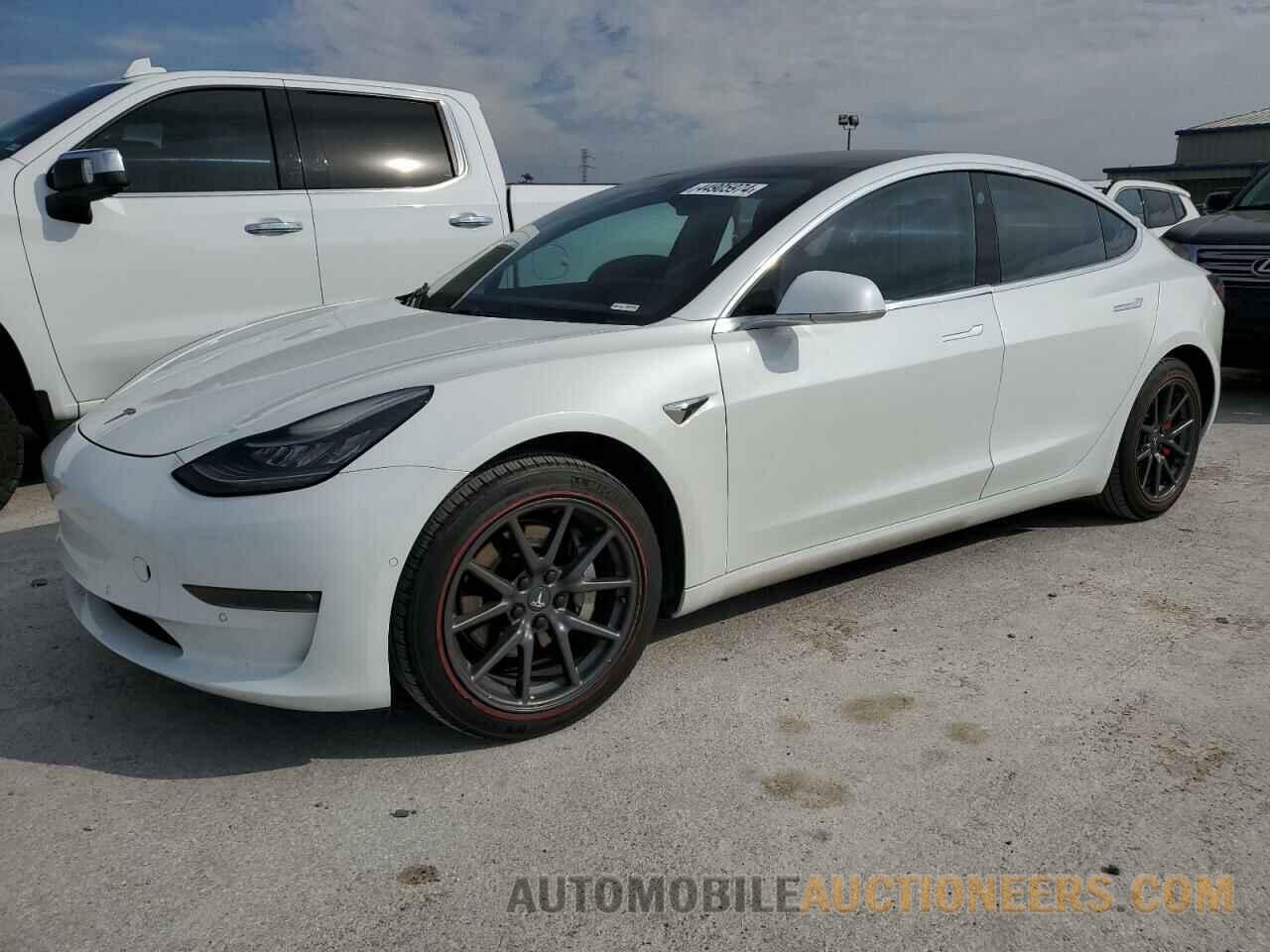 5YJ3E1EA9JF013225 TESLA MODEL 3 2018