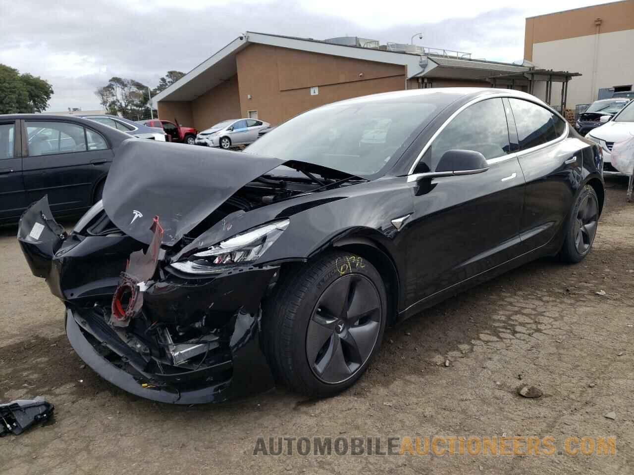 5YJ3E1EA9JF018697 TESLA MODEL 3 2018