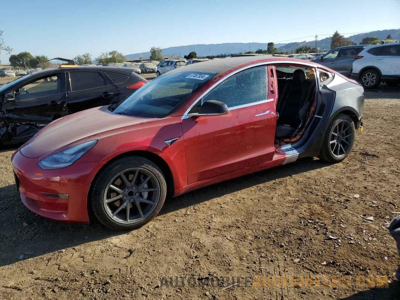 5YJ3E1EA9JF031739 TESLA MODEL 3 2018