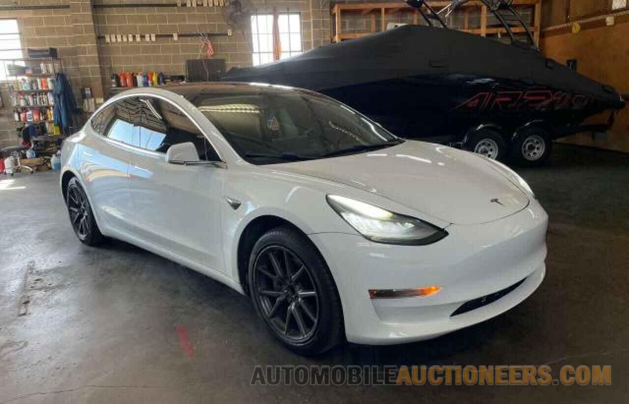 5YJ3E1EA9JF035113 TESLA MODEL 3 2018